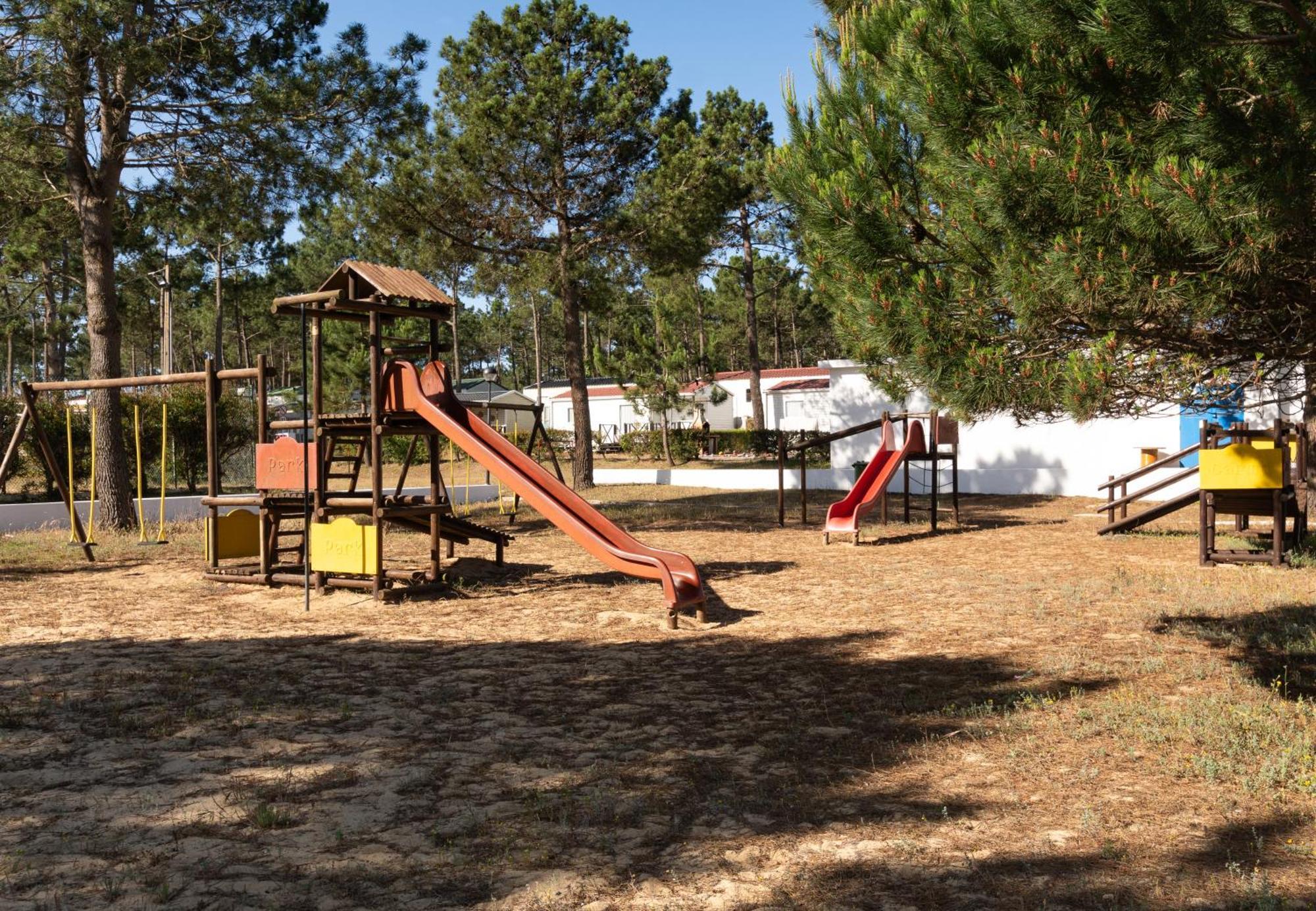 Parque De Campismo Orbitur Sitava Milfontes Hotel Malhadinhas Bagian luar foto
