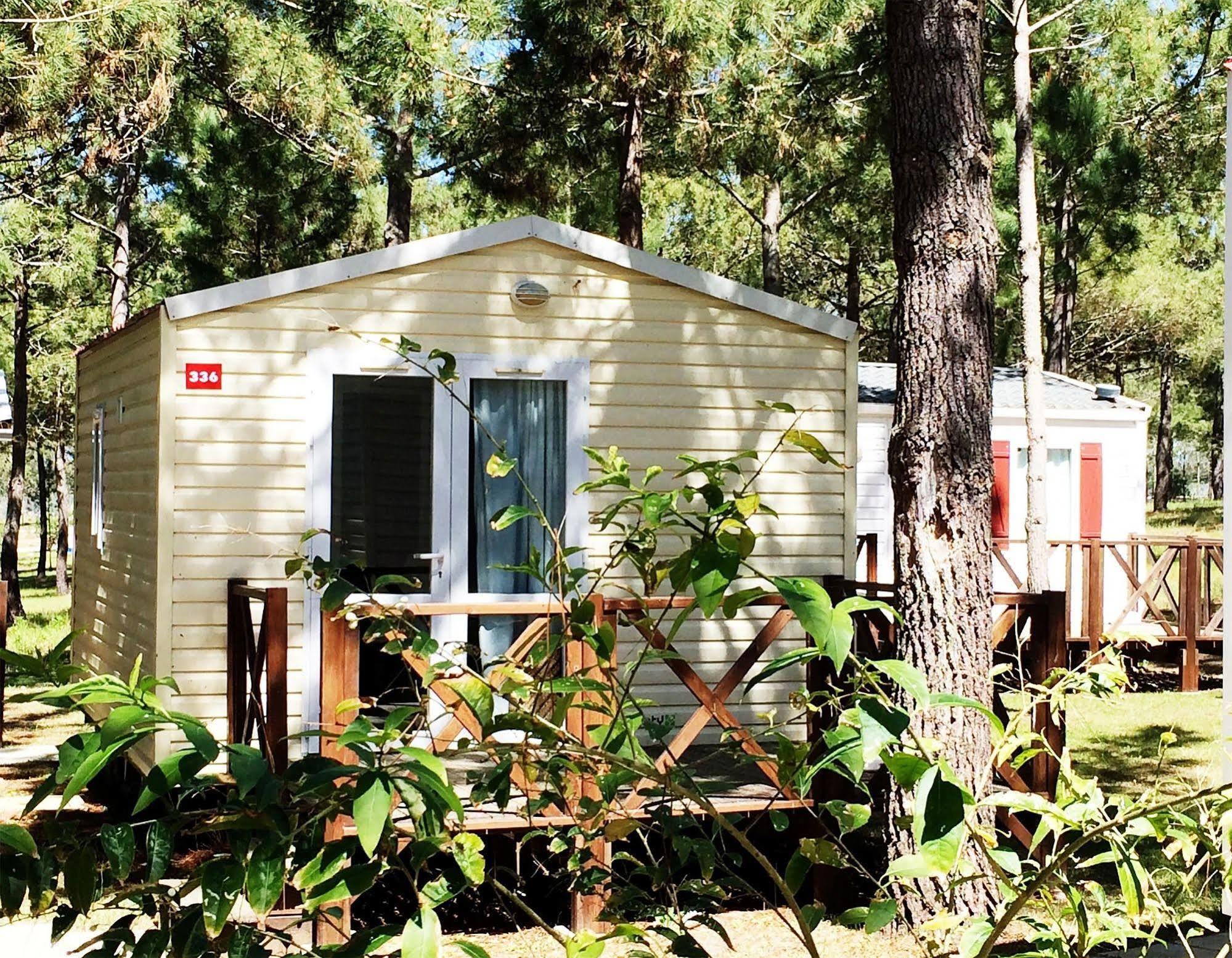 Parque De Campismo Orbitur Sitava Milfontes Hotel Malhadinhas Bagian luar foto